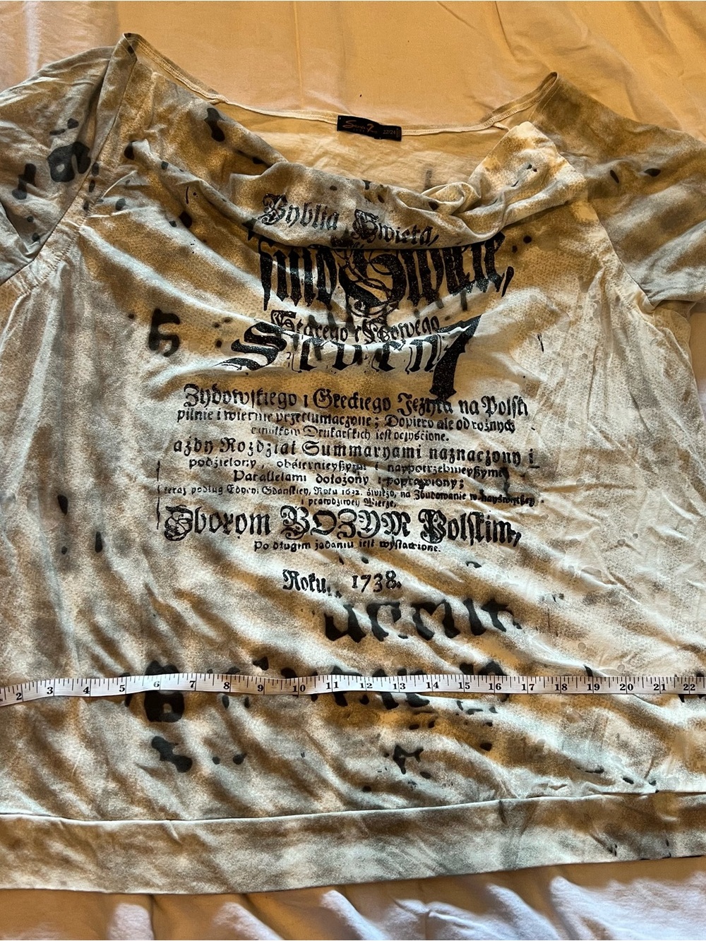 Seven7 Light Gray Short Sleeve Tee with Black Splatter Detail